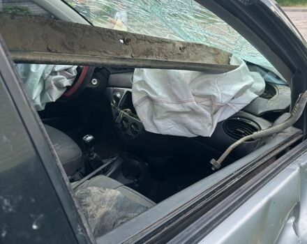 Сірий Форд Фокус, об'ємом двигуна 1.8 л та пробігом 300 тис. км за 850 $, фото 16 на Automoto.ua