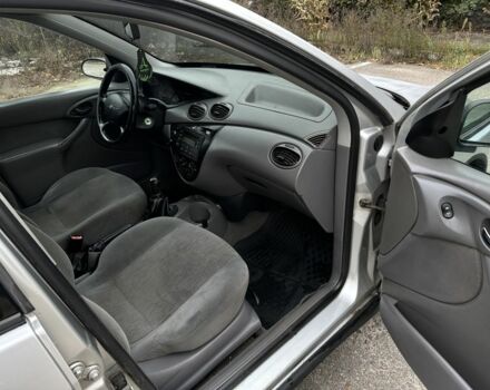 Сірий Форд Фокус, об'ємом двигуна 1.6 л та пробігом 300 тис. км за 1500 $, фото 7 на Automoto.ua