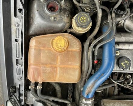 Серый Форд Фокус, объемом двигателя 1.8 л и пробегом 291 тыс. км за 2900 $, фото 7 на Automoto.ua