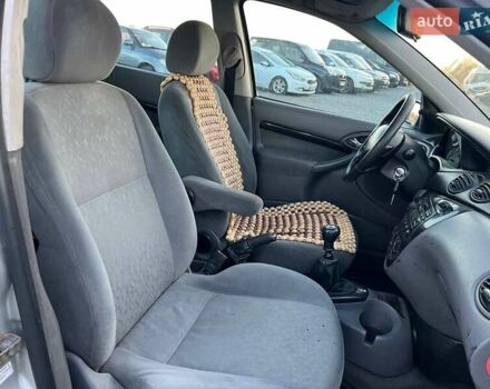 Серый Форд Фокус, объемом двигателя 1.8 л и пробегом 296 тыс. км за 2690 $, фото 34 на Automoto.ua