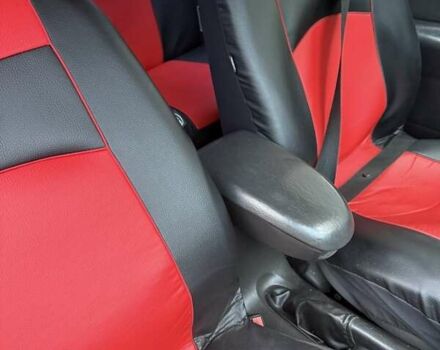 Серый Форд Фокус, объемом двигателя 1.99 л и пробегом 181 тыс. км за 3000 $, фото 6 на Automoto.ua