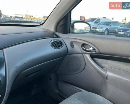 Серый Форд Фокус, объемом двигателя 1.8 л и пробегом 296 тыс. км за 2690 $, фото 27 на Automoto.ua