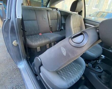 Серый Форд Фокус, объемом двигателя 1.8 л и пробегом 327 тыс. км за 3500 $, фото 11 на Automoto.ua