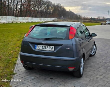 Серый Форд Фокус, объемом двигателя 1.8 л и пробегом 275 тыс. км за 1999 $, фото 5 на Automoto.ua