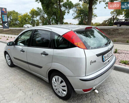 Серый Форд Фокус, объемом двигателя 1.6 л и пробегом 418 тыс. км за 3200 $, фото 5 на Automoto.ua