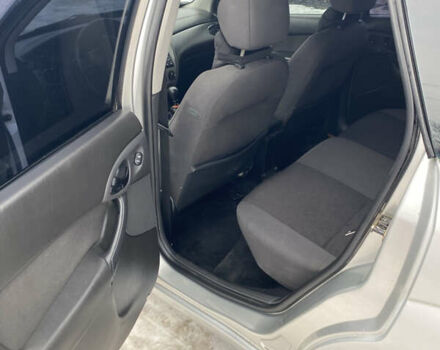 Сірий Форд Фокус, об'ємом двигуна 1.8 л та пробігом 256 тис. км за 3999 $, фото 6 на Automoto.ua