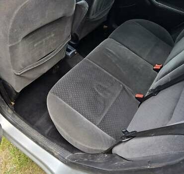 Серый Форд Фокус, объемом двигателя 1.8 л и пробегом 290 тыс. км за 2700 $, фото 2 на Automoto.ua