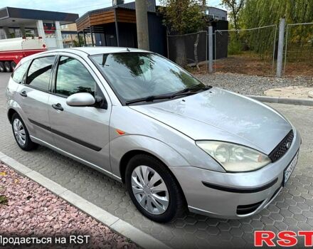 Серый Форд Фокус, объемом двигателя 1.6 л и пробегом 418 тыс. км за 3200 $, фото 1 на Automoto.ua