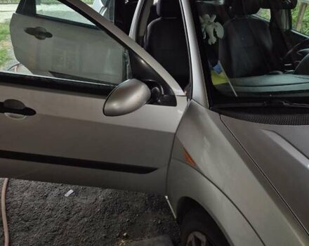 Серый Форд Фокус, объемом двигателя 1.8 л и пробегом 180 тыс. км за 3000 $, фото 6 на Automoto.ua