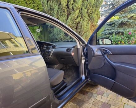 Сірий Форд Фокус, об'ємом двигуна 1.8 л та пробігом 265 тис. км за 2899 $, фото 8 на Automoto.ua