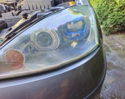 Сірий Форд Фокус, об'ємом двигуна 1.8 л та пробігом 265 тис. км за 2899 $, фото 2 на Automoto.ua