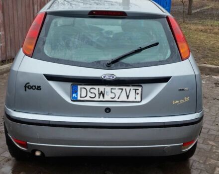 Серый Форд Фокус, объемом двигателя 1.8 л и пробегом 300 тыс. км за 961 $, фото 4 на Automoto.ua