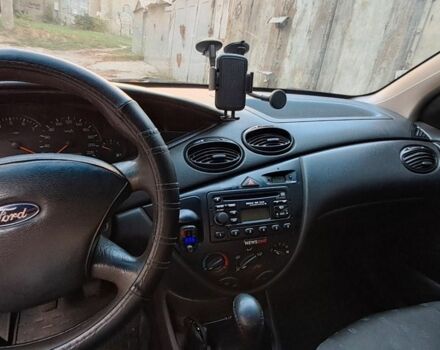 Серый Форд Фокус, объемом двигателя 1.4 л и пробегом 320 тыс. км за 2500 $, фото 1 на Automoto.ua