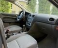 Сірий Форд Фокус, об'ємом двигуна 2 л та пробігом 280 тис. км за 4389 $, фото 5 на Automoto.ua