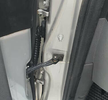 Сірий Форд Фокус, об'ємом двигуна 1.6 л та пробігом 214 тис. км за 3600 $, фото 22 на Automoto.ua