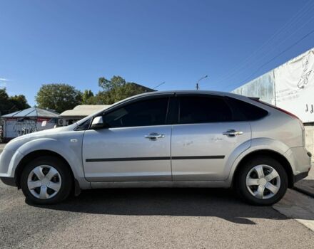 Форд Фокус 2004 в Мукачеве на Automoto.ua Серый Форд Фокус, объемом двигателя 1.6 л и пробегом 200 тыс. км за 3500 $, фото 2 на Automoto.ua