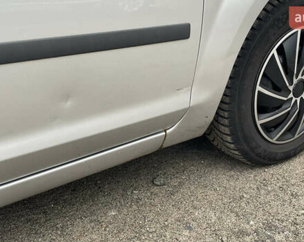 Сірий Форд Фокус, об'ємом двигуна 1.6 л та пробігом 214 тис. км за 3600 $, фото 26 на Automoto.ua