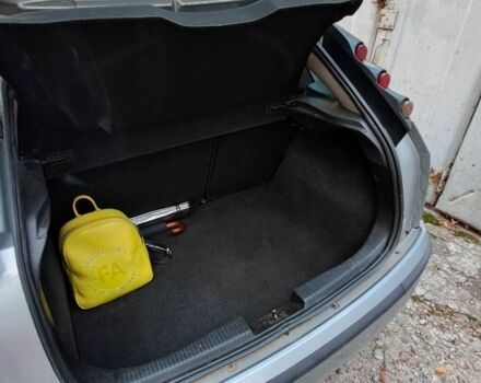 Серый Форд Фокус, объемом двигателя 1.4 л и пробегом 320 тыс. км за 2500 $, фото 2 на Automoto.ua