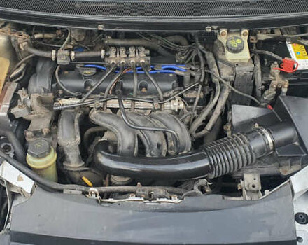 Сірий Форд Фокус, об'ємом двигуна 1.6 л та пробігом 214 тис. км за 3600 $, фото 21 на Automoto.ua