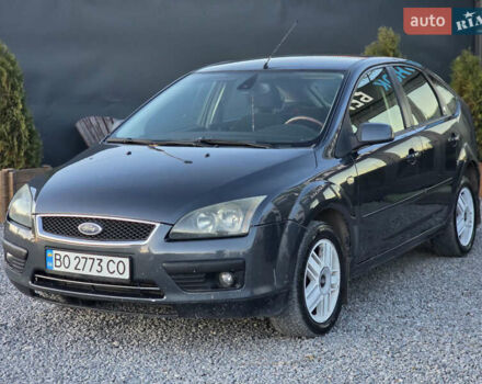 Серый Форд Фокус, объемом двигателя 1.6 л и пробегом 280 тыс. км за 3399 $, фото 4 на Automoto.ua