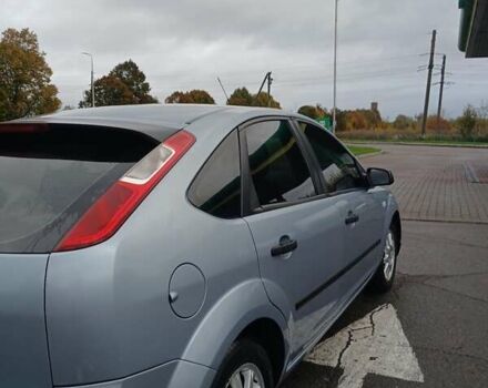 Серый Форд Фокус, объемом двигателя 1.6 л и пробегом 216 тыс. км за 4000 $, фото 3 на Automoto.ua