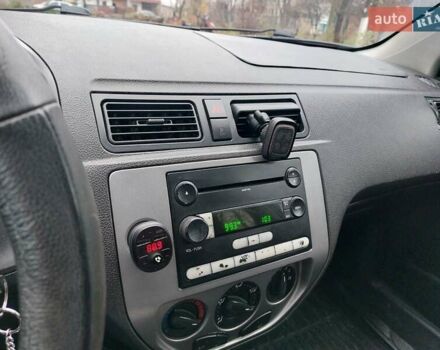 Серый Форд Фокус, объемом двигателя 2 л и пробегом 238 тыс. км за 4100 $, фото 5 на Automoto.ua