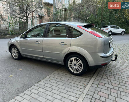 Форд Фокус 2005 в Черновцах на Automoto.ua Серый Форд Фокус, объемом двигателя 2 л и пробегом 320 тыс. км за 4150 $, фото 12 на Automoto.ua