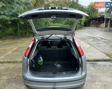 Сірий Форд Фокус, об'ємом двигуна 2 л та пробігом 320 тис. км за 3750 $, фото 19 на Automoto.ua