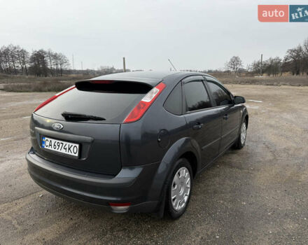 Сірий Форд Фокус, об'ємом двигуна 1.6 л та пробігом 155 тис. км за 5300 $, фото 4 на Automoto.ua