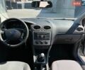 Серый Форд Фокус, объемом двигателя 1.6 л и пробегом 308 тыс. км за 4200 $, фото 4 на Automoto.ua