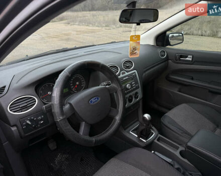 Сірий Форд Фокус, об'ємом двигуна 1.6 л та пробігом 155 тис. км за 5300 $, фото 8 на Automoto.ua