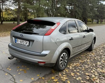 Серый Форд Фокус, объемом двигателя 1.4 л и пробегом 265 тыс. км за 4400 $, фото 4 на Automoto.ua