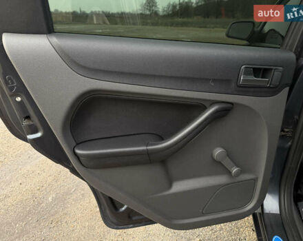 Сірий Форд Фокус, об'ємом двигуна 1.6 л та пробігом 155 тис. км за 5300 $, фото 10 на Automoto.ua