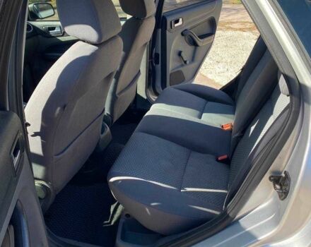 Серый Форд Фокус, объемом двигателя 1.6 л и пробегом 209 тыс. км за 4950 $, фото 10 на Automoto.ua