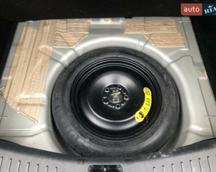 Форд Фокус 2005 в Золочев на Automoto.ua Серый Форд Фокус, объемом двигателя 1.6 л и пробегом 250 тыс. км за 3850 $, фото 3 на Automoto.ua