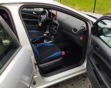 Сірий Форд Фокус, об'ємом двигуна 2 л та пробігом 238 тис. км за 5459 $, фото 2 на Automoto.ua