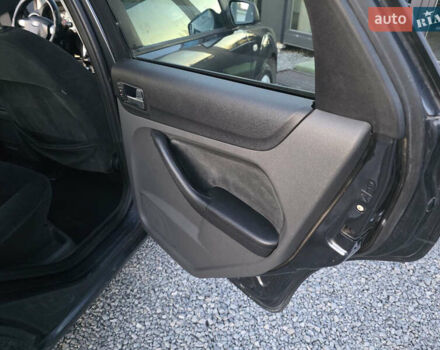 Серый Форд Фокус, объемом двигателя 1.6 л и пробегом 280 тыс. км за 3399 $, фото 22 на Automoto.ua