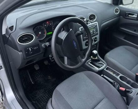 Сірий Форд Фокус, об'ємом двигуна 1.56 л та пробігом 225 тис. км за 3199 $, фото 16 на Automoto.ua