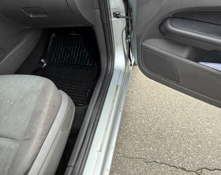 Сірий Форд Фокус, об'ємом двигуна 1.39 л та пробігом 265 тис. км за 4400 $, фото 28 на Automoto.ua