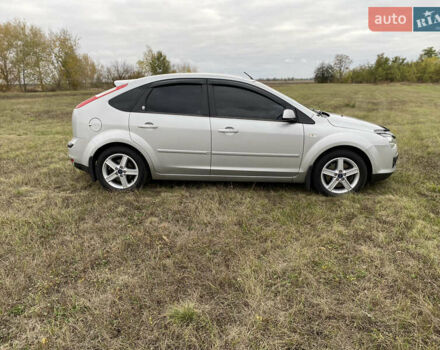 Серый Форд Фокус, объемом двигателя 2 л и пробегом 160 тыс. км за 5900 $, фото 8 на Automoto.ua