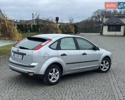 Сірий Форд Фокус, об'ємом двигуна 1.56 л та пробігом 225 тис. км за 3199 $, фото 2 на Automoto.ua