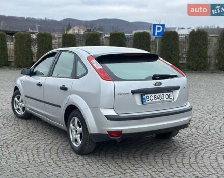 Сірий Форд Фокус, об'ємом двигуна 1.56 л та пробігом 225 тис. км за 3199 $, фото 9 на Automoto.ua