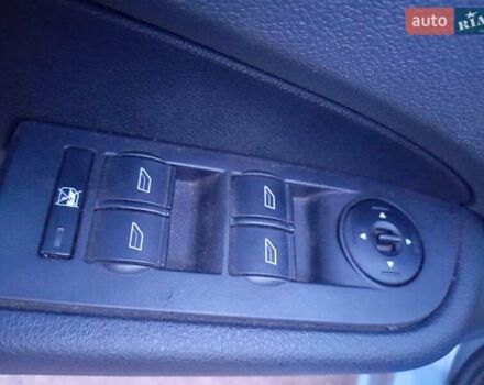 Серый Форд Фокус, объемом двигателя 1.6 л и пробегом 287 тыс. км за 5500 $, фото 2 на Automoto.ua