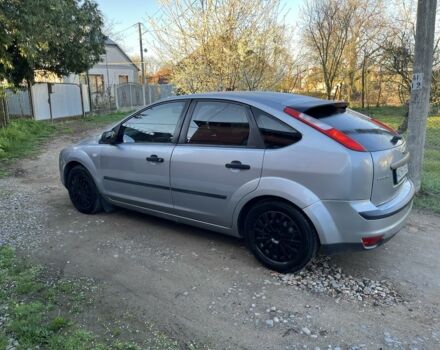 Серый Форд Фокус, объемом двигателя 1.4 л и пробегом 219 тыс. км за 4396 $, фото 7 на Automoto.ua