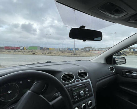 Серый Форд Фокус, объемом двигателя 1.6 л и пробегом 260 тыс. км за 3999 $, фото 10 на Automoto.ua