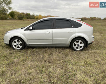 Серый Форд Фокус, объемом двигателя 2 л и пробегом 160 тыс. км за 5900 $, фото 16 на Automoto.ua