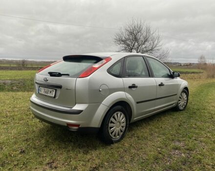 Серый Форд Фокус, объемом двигателя 1.6 л и пробегом 230 тыс. км за 3800 $, фото 5 на Automoto.ua