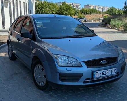 Серый Форд Фокус, объемом двигателя 1.6 л и пробегом 230 тыс. км за 4700 $, фото 2 на Automoto.ua