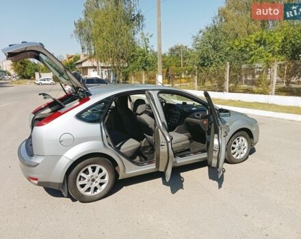 Сірий Форд Фокус, об'ємом двигуна 1.4 л та пробігом 203 тис. км за 3900 $, фото 6 на Automoto.ua