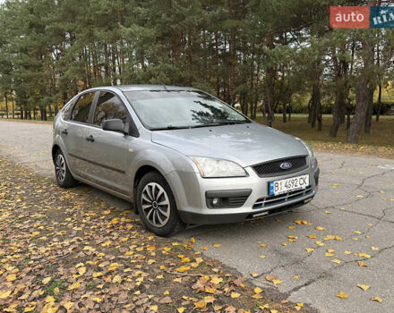 Сірий Форд Фокус, об'ємом двигуна 1.39 л та пробігом 265 тис. км за 4400 $, фото 6 на Automoto.ua